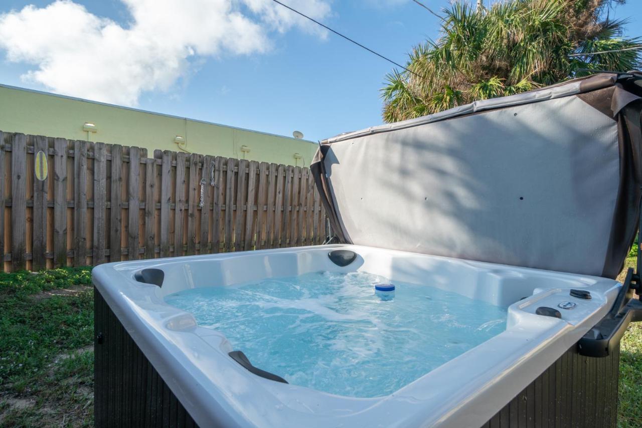 Sunset Serenity - 3Br Beach Townhome With Outdoor Patio - New Hot Tub, Steps To Ocean Fun! Melbourne Luaran gambar